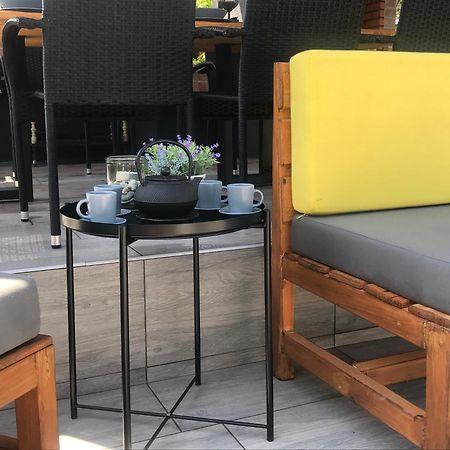 Terra Holiday Homes Asproválta Ngoại thất bức ảnh